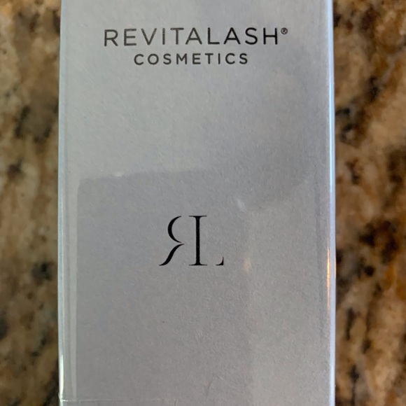 Lash wash “Revitalash” - Picture 7 of 7